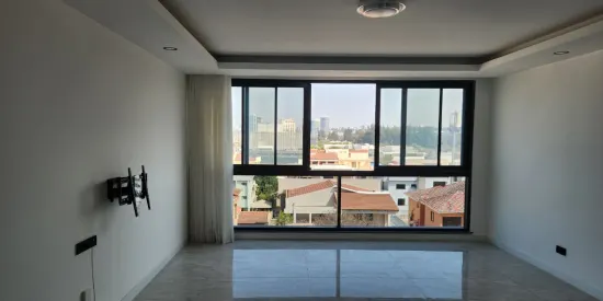 Aura Residence: apartamentos novos T2 e T4 com vista para o mar, Rua do Palmar com Av. Marginal